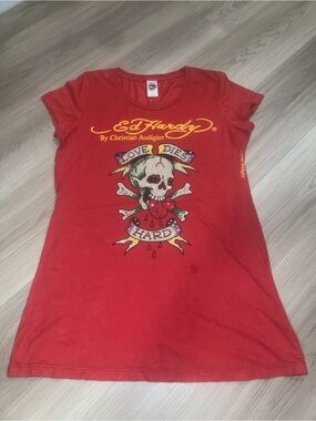 Vintage Y2K Authentic Ed Hardy “Love Dies Hard” Rhinestone Womens Tee